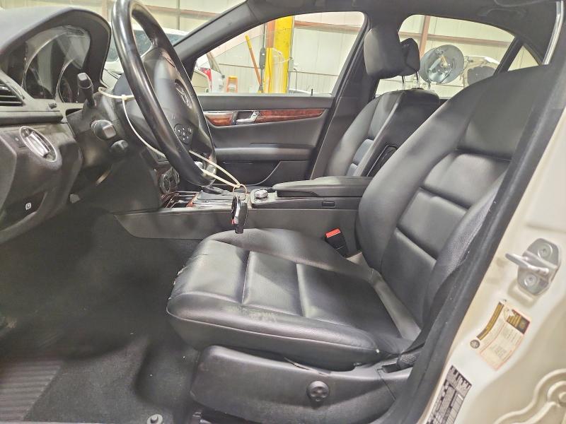 2011 Mercedes-benz C მანქანა იყიდება აუქციონზე, vin: WDDGF8BB1BR176201, აუქციონის ნომერი: 62100166