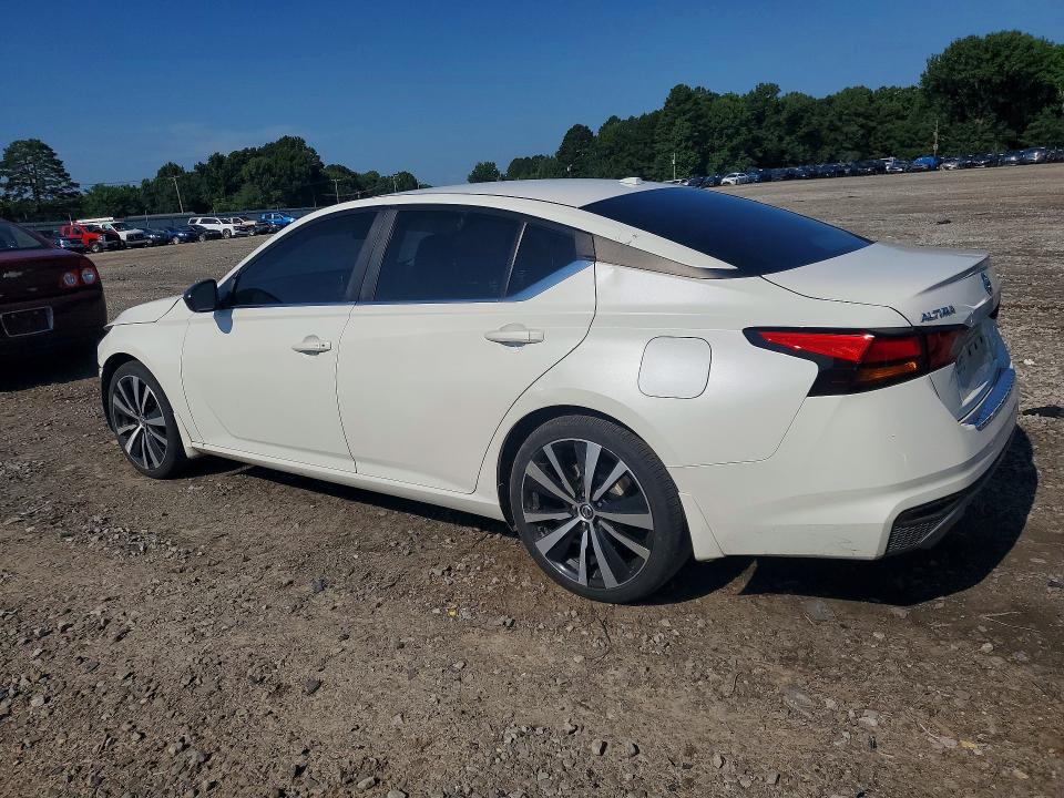 59386126 :رقم المزاد ، 1N4BL4CVXKN322039 vin ، 2019 Nissan Altima مزاد بيع