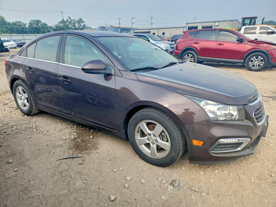 61059766 :رقم المزاد ، 1G1PC5SB4F7139459 vin ، 2015 Chevrolet Cruze مزاد بيع