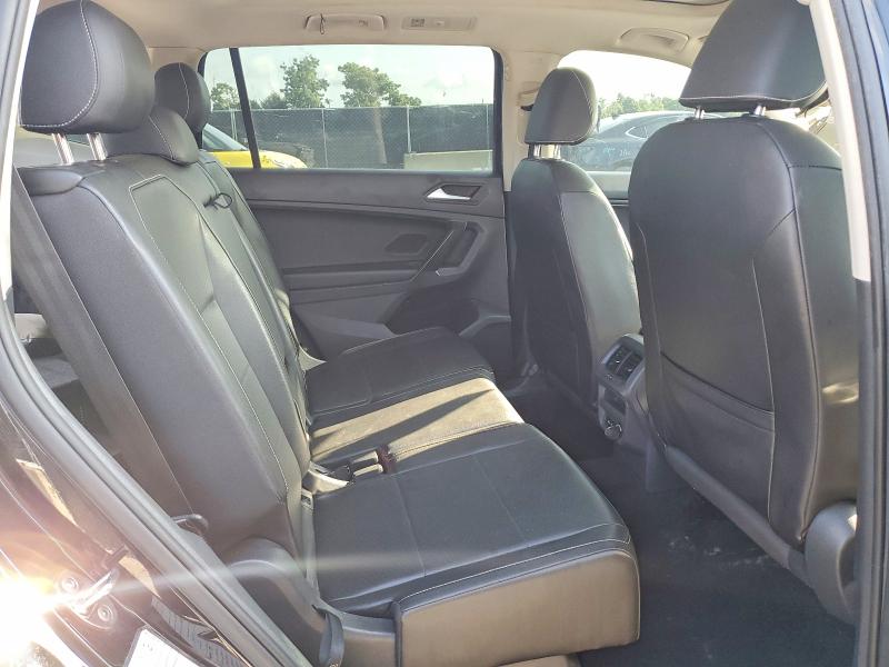 62035456 :رقم المزاد ، 3VV3B7AX9MM122064 vin ، 2021 Volkswagen Tiguan مزاد بيع