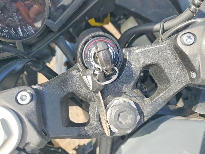 61603906 :رقم المزاد ، JKAEXKG16KDA30432 vin ، 2019 Kawasaki Ex400 مزاد بيع