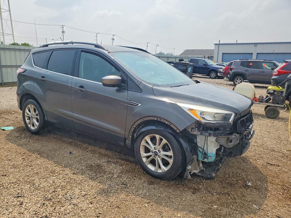 2018 Ford Escape მანქანა იყიდება აუქციონზე, vin: 1FMCU0GD1JUA02596, აუქციონის ნომერი: 61314636