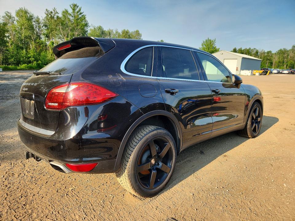 Продажа на аукционе авто 2013 Porsche Cayenne, vin: WP1AA2A23DLA11347, номер лота: 60133646
