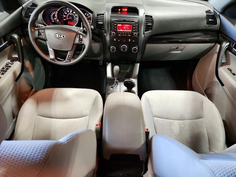 60549556 :رقم المزاد ، 5XYKTCA18BG013133 vin ، 2011 Kia Sorento مزاد بيع
