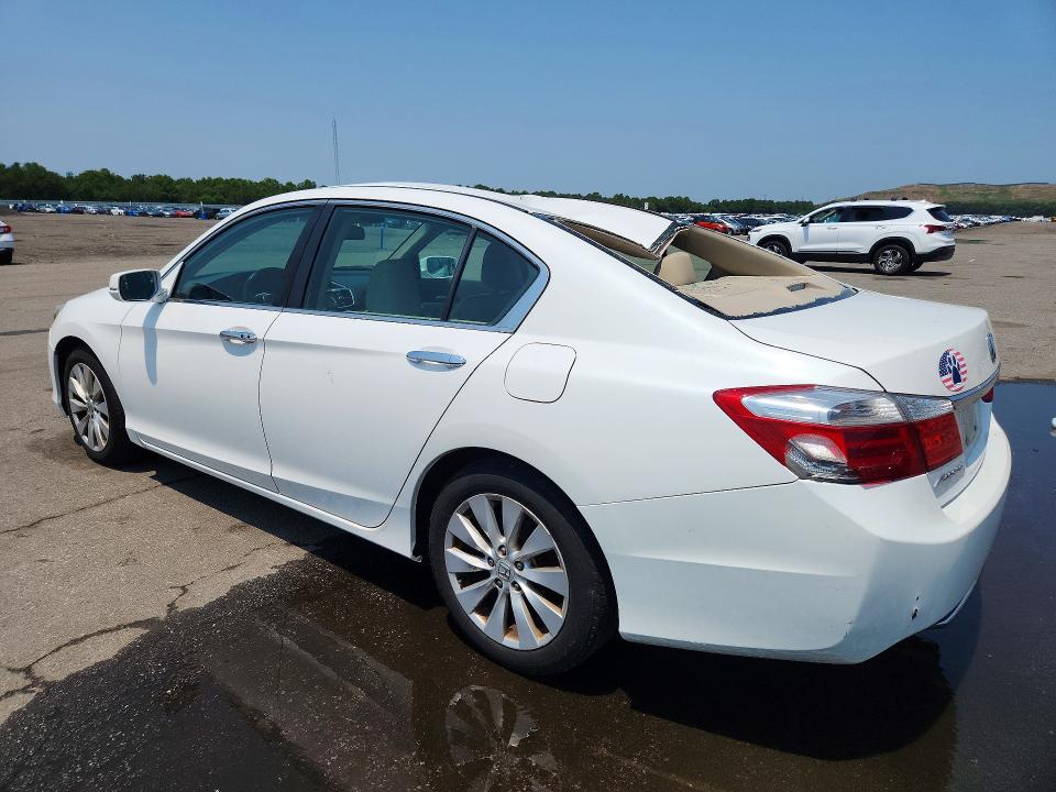 58570146 :رقم المزاد ، 1HGCR2F85FA090410 vin ، 2015 Honda Accord مزاد بيع