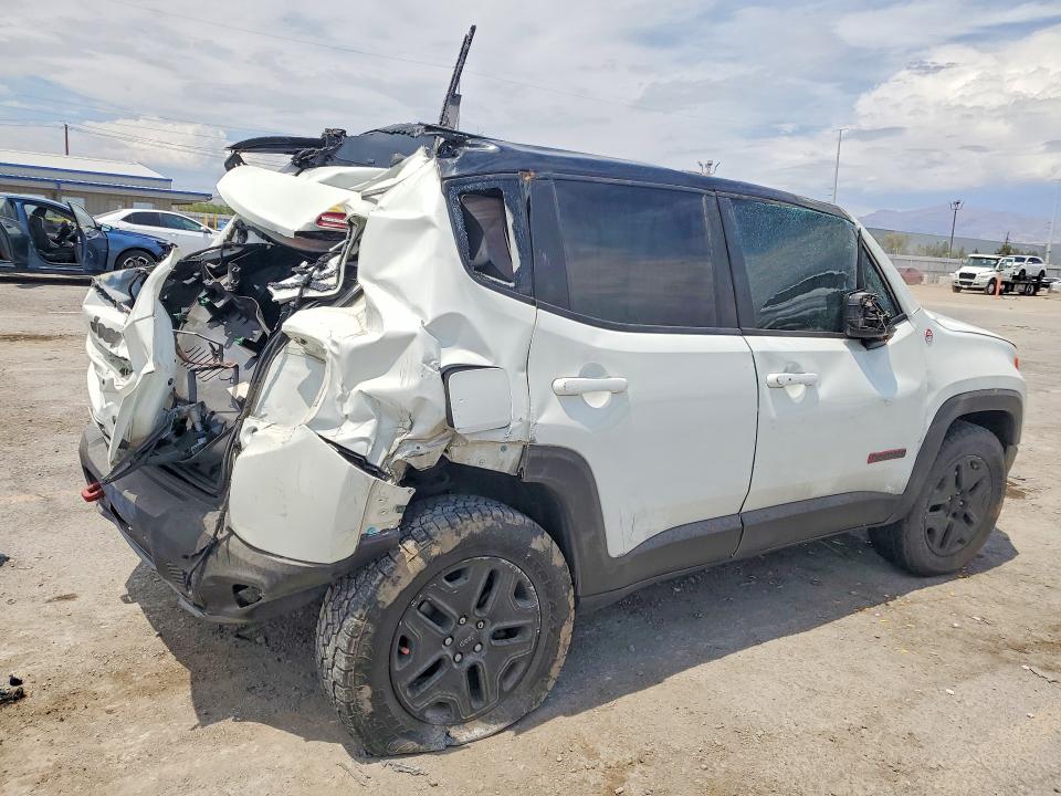 61903776 :رقم المزاد ، ZACCJBCB7JPG85936 vin ، 2018 Jeep Renegade مزاد بيع
