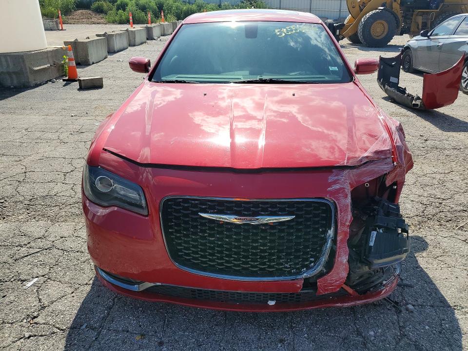 58556306 :رقم المزاد ، 2C3CCAGG5GH287729 vin ، 2016 Chrysler 300 مزاد بيع