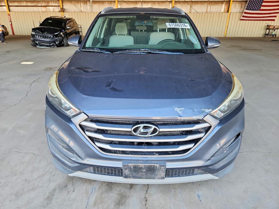 2017 Hyundai Tucson მანქანა იყიდება აუქციონზე, vin: KM8J33A24HU524295, აუქციონის ნომერი: 61506316