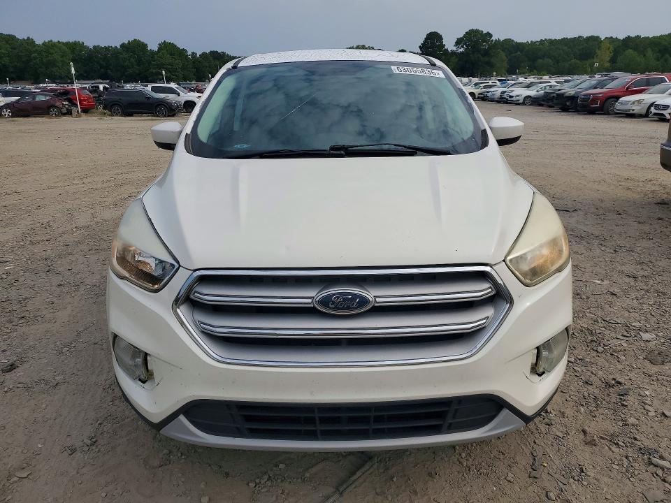 Продажа на аукционе авто 2017 Ford Escape, vin: 1FMCU0G92HUE30134, номер лота: 63055836