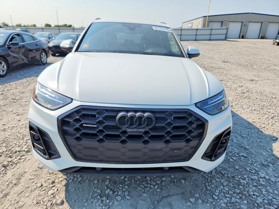 Продажа на аукционе авто 2022 Audi Q5 E, vin: WA1E2AFY8N2077062, номер лота: 62725776