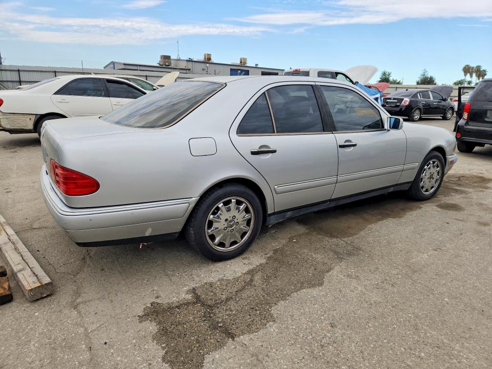 Продаж на аукціоні авто 1999 Mercedes-benz E, vin: WDBJF65H9XA904596, номер лоту: 61887096
