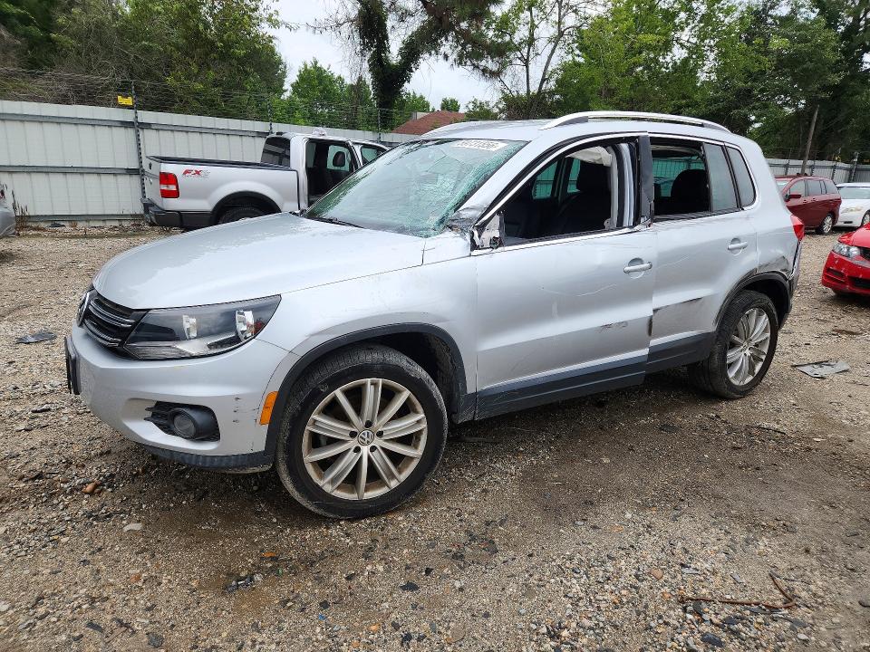59731556 :رقم المزاد ، WVGAV7AX4CW534514 vin ، 2012 Volkswagen Tiguan مزاد بيع