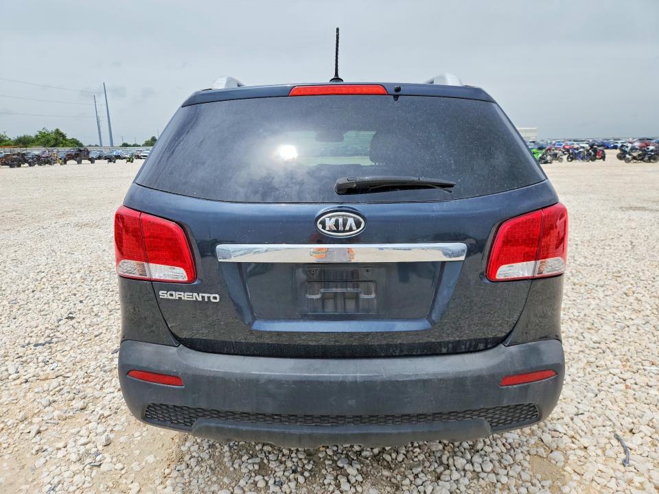 2013 Kia Sorento მანქანა იყიდება აუქციონზე, vin: 5XYKT4A24DG370021, აუქციონის ნომერი: 61369006