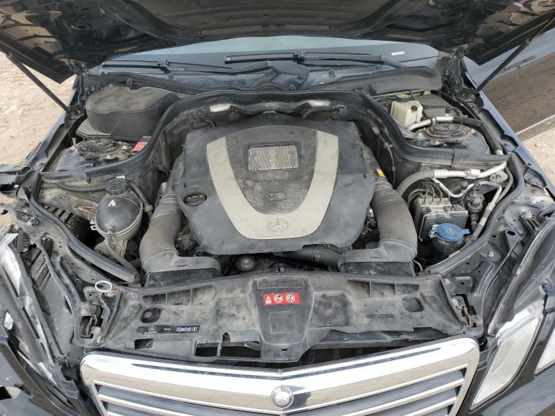 61137436 :رقم المزاد ، WDDHF8HB7AA085801 vin ، 2010 Mercedes-benz E مزاد بيع
