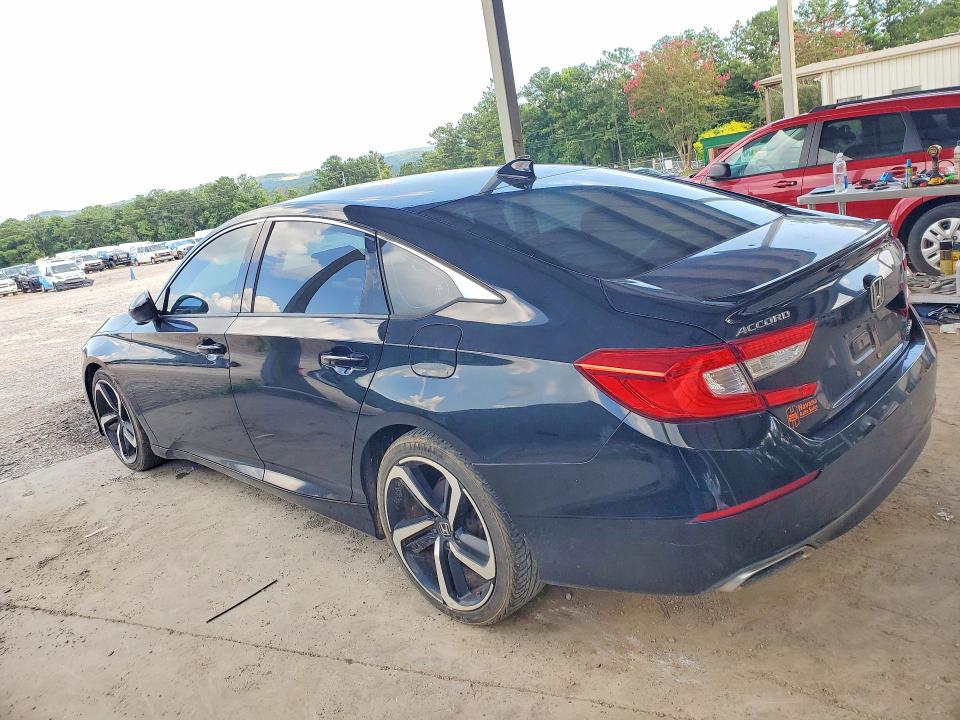 61612876 :رقم المزاد ، 1HGCV1F35JA068779 vin ، 2018 Honda Accord مزاد بيع
