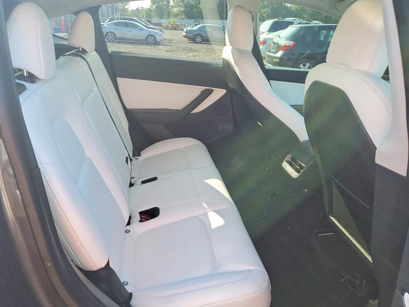 62912286 :رقم المزاد ، 7SAYGDEE5NF358684 vin ، 2022 Tesla Model Y مزاد بيع