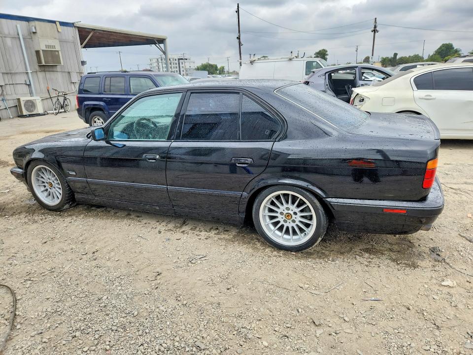 59356526 :رقم المزاد ، WBAHE632XSGF31141 vin ، 1995 Bmw 540 مزاد بيع