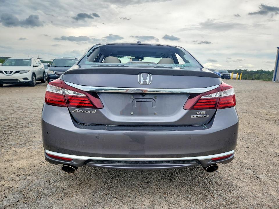 2017 Honda Accord მანქანა იყიდება აუქციონზე, vin: 1HGCR3F96HA041167, აუქციონის ნომერი: 62010046