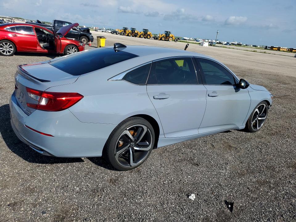 Продажа на аукционе авто 2022 Honda Accord, vin: 1HGCV3F21NA010371, номер лота: 62773826
