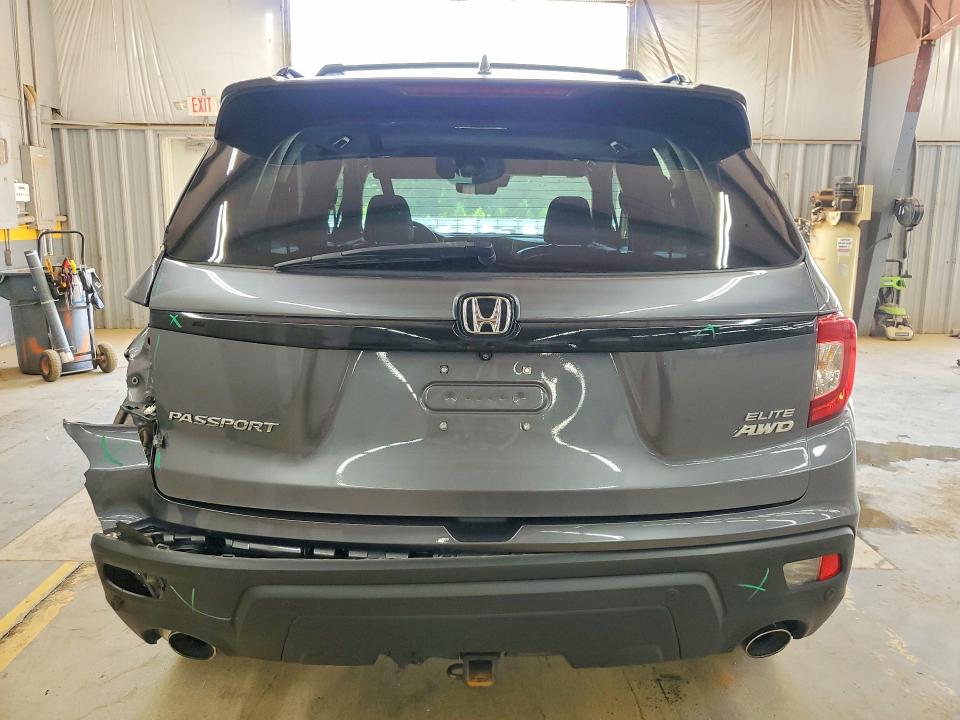 58883876 :رقم المزاد ، 5FNYF8H08KB003835 vin ، 2019 Honda Passport مزاد بيع