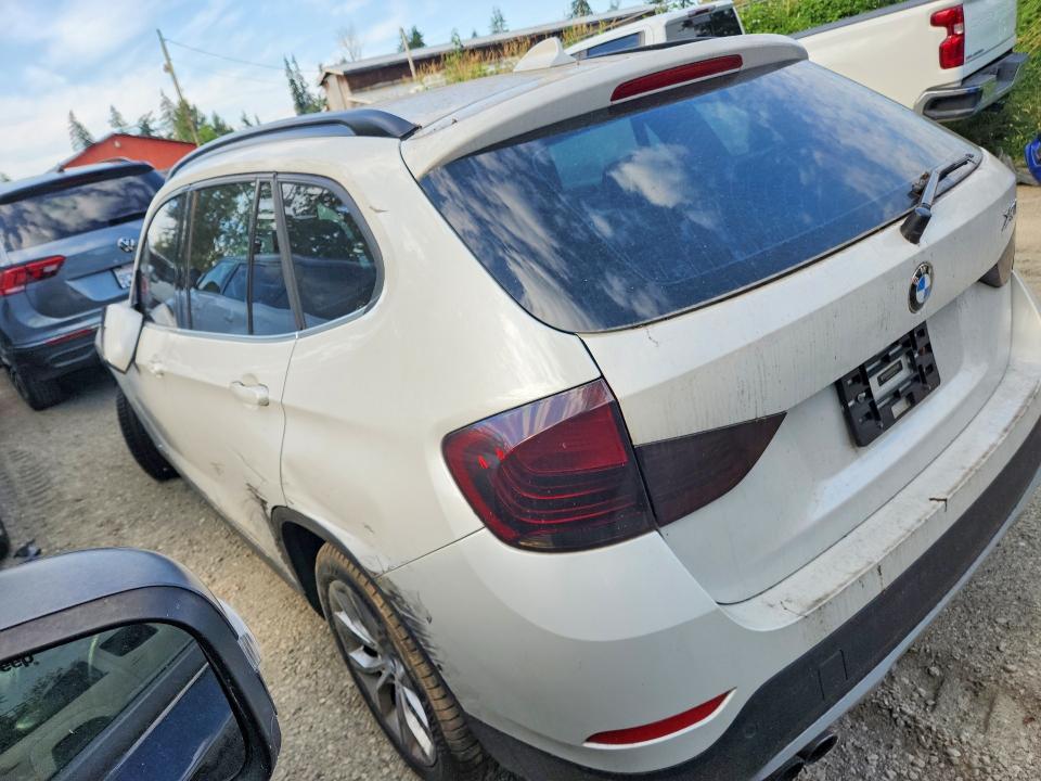 2013 Bmw X1 მანქანა იყიდება აუქციონზე, vin: WBAVL1C59DVR86113, აუქციონის ნომერი: 54618176