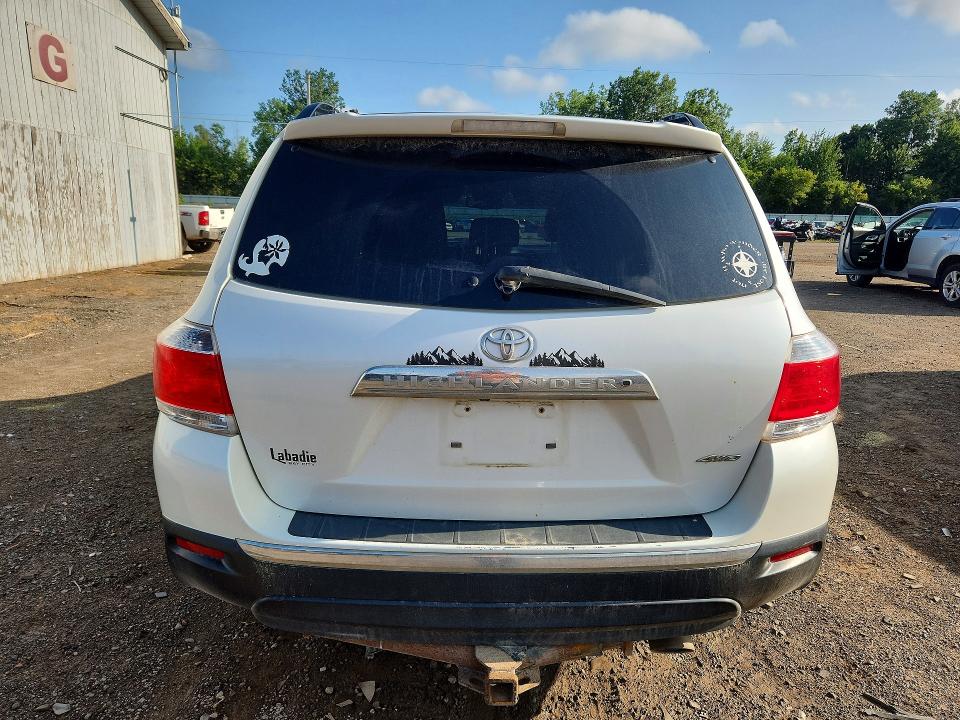 62020236 :رقم المزاد ، 5TDDK3EH4CS136046 vin ، 2012 Toyota Highlander مزاد بيع
