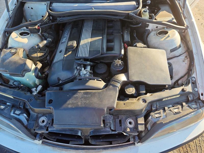 61667756 :رقم المزاد ، WBAEV53464KM38256 vin ، 2004 Bmw 330 مزاد بيع