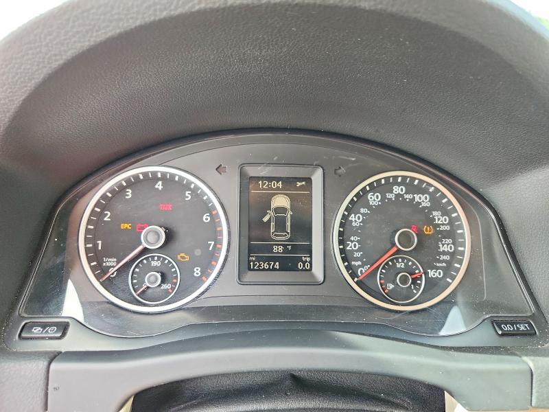 Aukcja sprzedaży 2017 Volkswagen Tiguan, vin: WVGAV7AX8HK037951, numer aukcji: 63406636