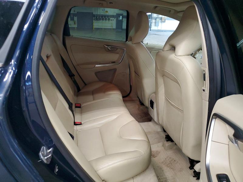 60029196 :رقم المزاد ، YV4902RM7F2734914 vin ، 2015 Volvo Xc60 مزاد بيع