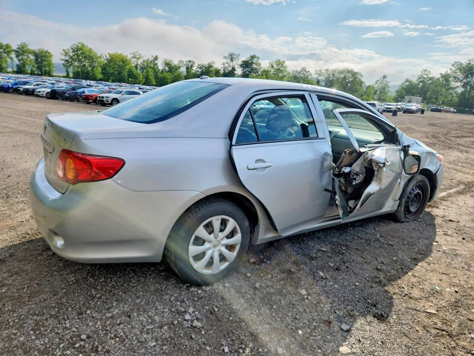 62977916 :رقم المزاد ، 2T1BU4EE8AC527025 vin ، 2010 Toyota Corolla مزاد بيع