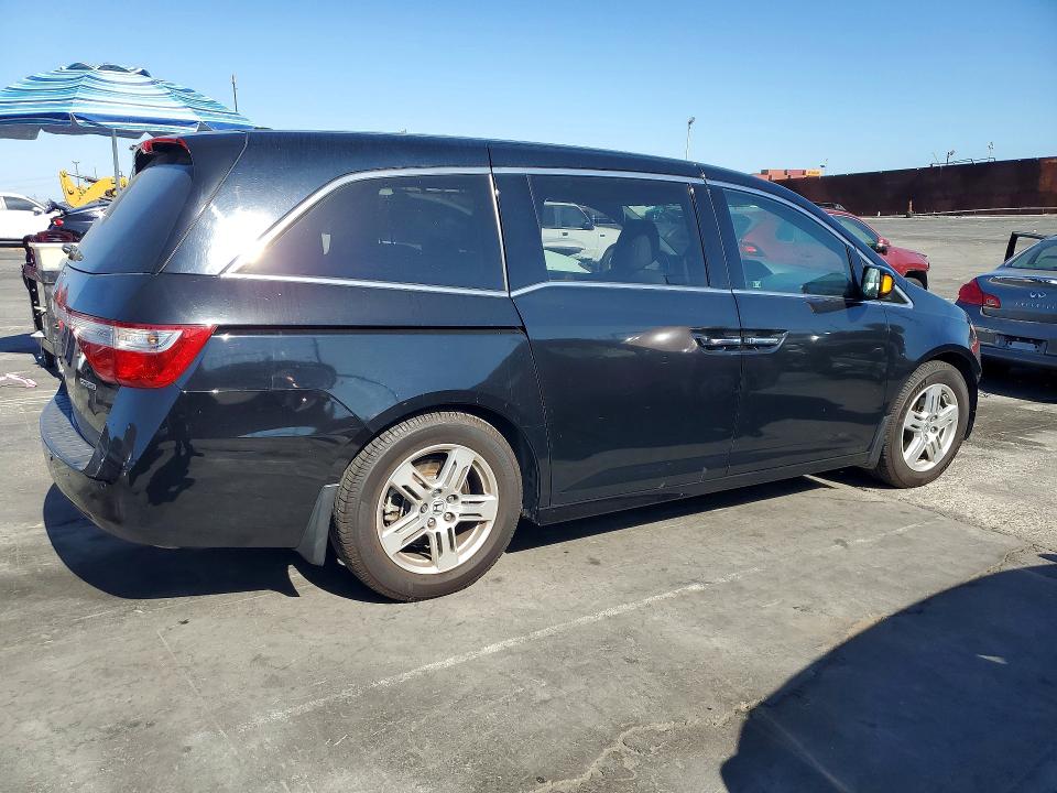 Auction sale of the 2012 Honda Odyssey, vin: 5FNRL5H97CB085617, lot number: 61985966