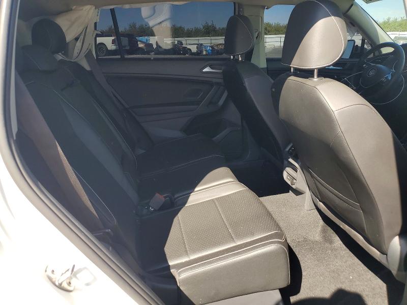 2021 Volkswagen Tiguan მანქანა იყიდება აუქციონზე, vin: 3VV2B7AX1MM092974, აუქციონის ნომერი: 61874336