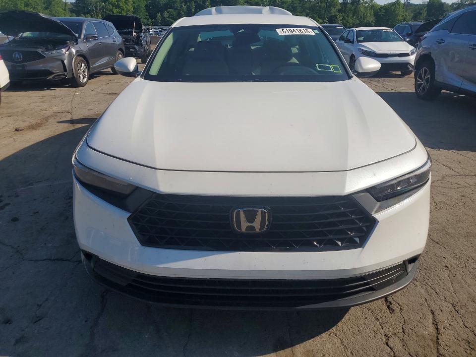 Продажа на аукционе авто 2023 Honda Accord, vin: 1HGCY1F2XPA031766, номер лота: 61941616