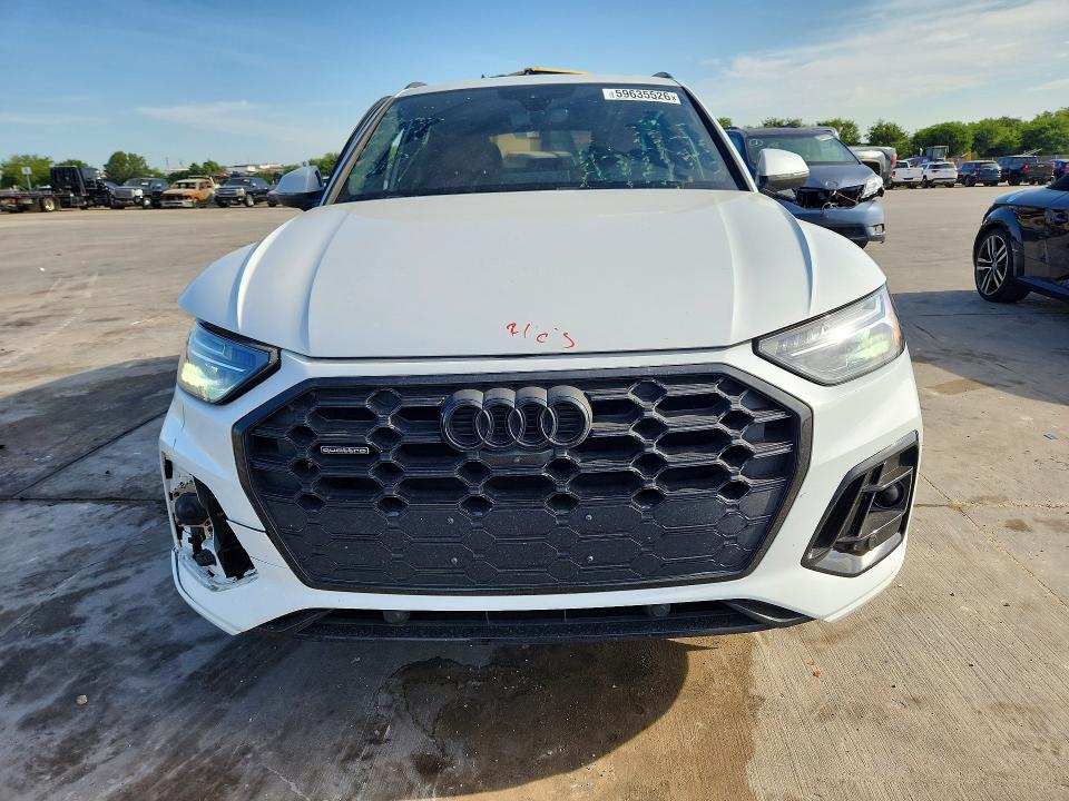 59635526 :رقم المزاد ، WA1EAAFY7R2054834 vin ، 2024 Audi Q5 مزاد بيع
