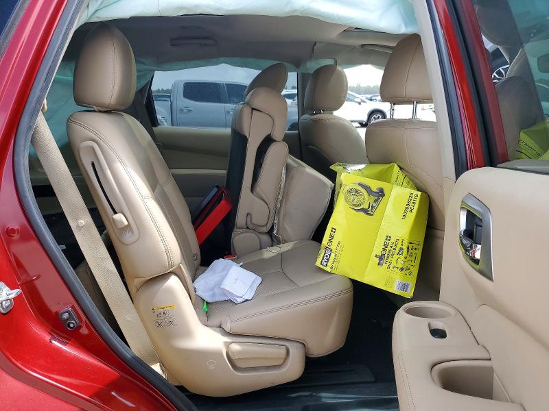 60760536 :رقم المزاد ، 5N1DR2MM6HC614380 vin ، 2017 Nissan Pathfinder مزاد بيع