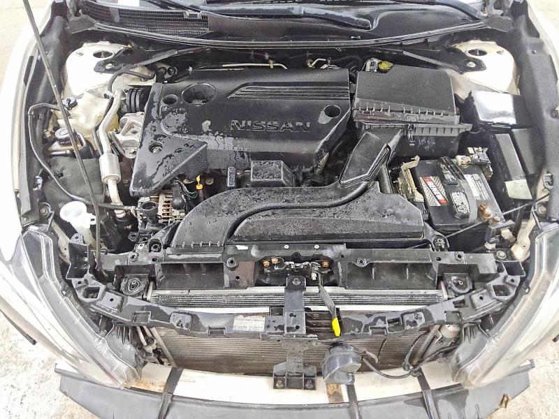 Продаж на аукціоні авто 2018 Nissan Altima, vin: 1N4AL3AP6JC223917, номер лоту: 61002326