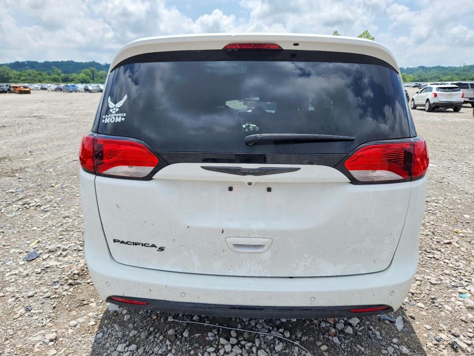 59277706 :رقم المزاد ، 2C4RC1BG3JR317616 vin ، 2018 Chrysler Pacifica مزاد بيع