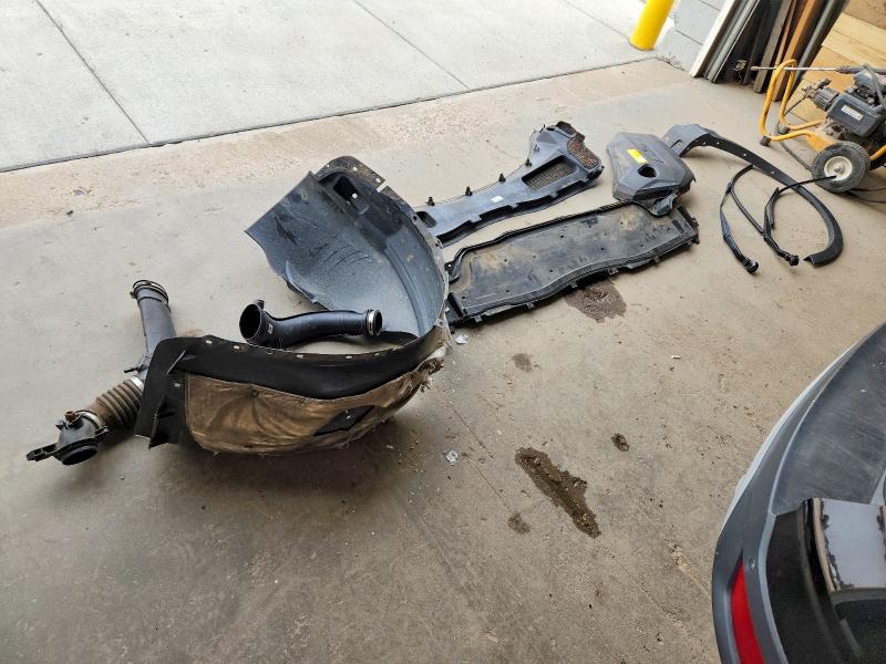 2016 Ford Escape მანქანა იყიდება აუქციონზე, vin: 1FMCU9JX0GUA96387, აუქციონის ნომერი: 61609956