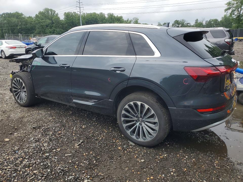57685926 :رقم المزاد ، WA1VAAGE8KB011341 vin ، 2019 Audi E-tron مزاد بيع