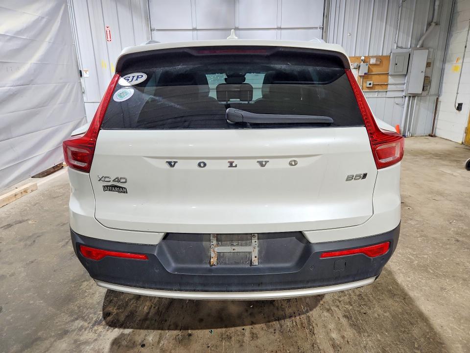 Продаж на аукціоні авто 2023 Volvo Xc40, vin: YV4L12UNXP2953175, номер лоту: 62067646