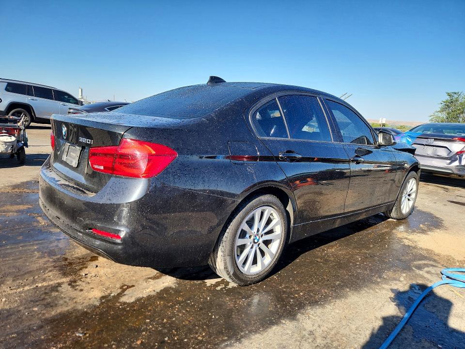 Aukcja sprzedaży 2017 Bmw 320, vin: WBA8E1G33HNU18266, numer aukcji: 60126806