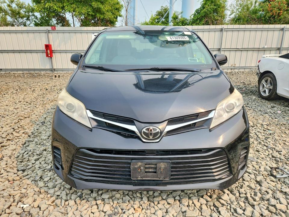 2019 Toyota Sienna მანქანა იყიდება აუქციონზე, vin: 5TDKZ3DC4KS999713, აუქციონის ნომერი: 61309986