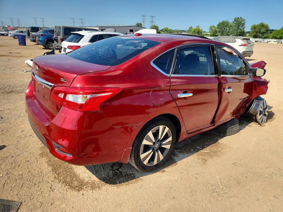 62273776 :رقم المزاد ، 3N1AB7AP4JY219475 vin ، 2018 Nissan Sentra مزاد بيع