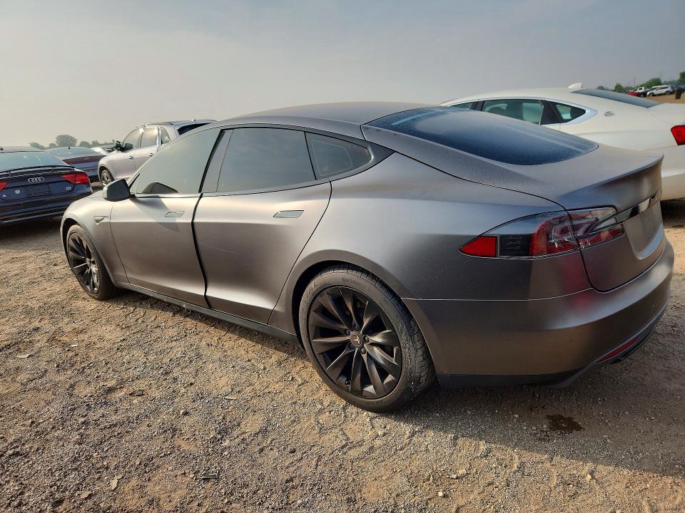 2015 Tesla Model S მანქანა იყიდება აუქციონზე, vin: 5YJSA1S19FF080328, აუქციონის ნომერი: 59797226
