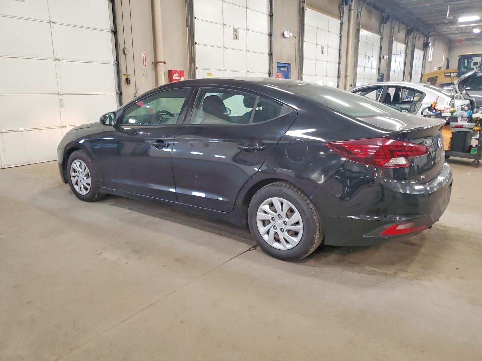 61361626 :رقم المزاد ، 5NPD74LF5KH424817 vin ، 2019 Hyundai Elantra مزاد بيع