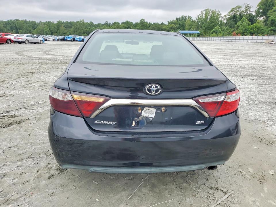 2017 Toyota Camry მანქანა იყიდება აუქციონზე, vin: 4T1BF1FK2HU682885, აუქციონის ნომერი: 62417666