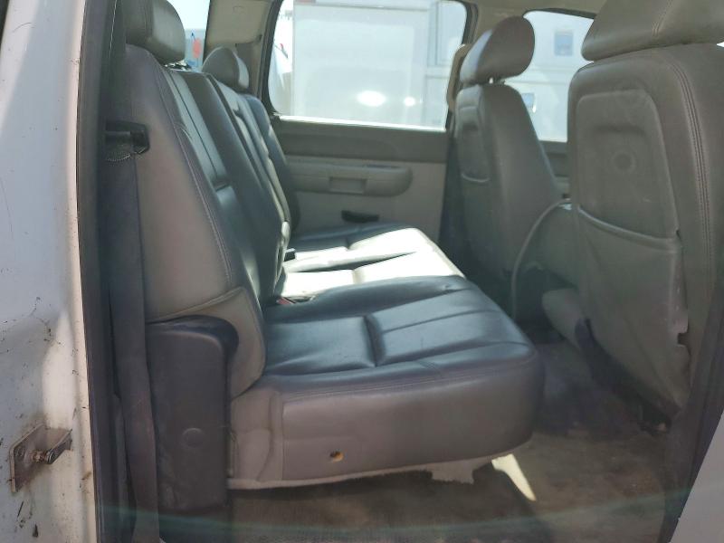 61568796 :رقم المزاد ، 1GB4KZCGXEF117764 vin ، 2014 Chevrolet Silverado مزاد بيع