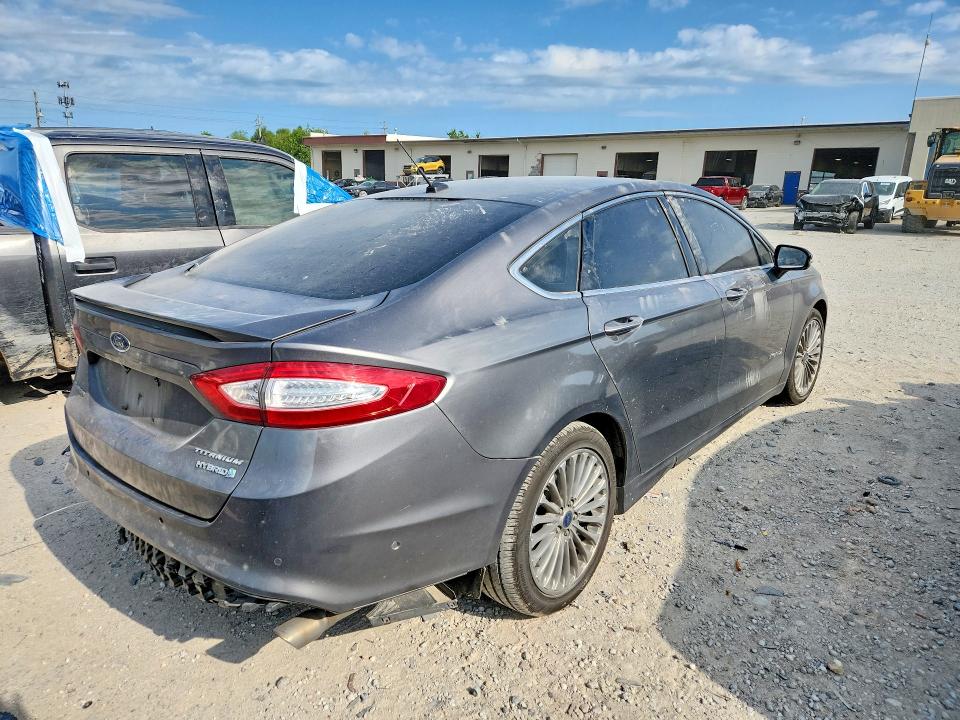 Продажа на аукционе авто 2014 Ford Fusion, vin: 3FA6P0RU0ER242067, номер лота: 62077436