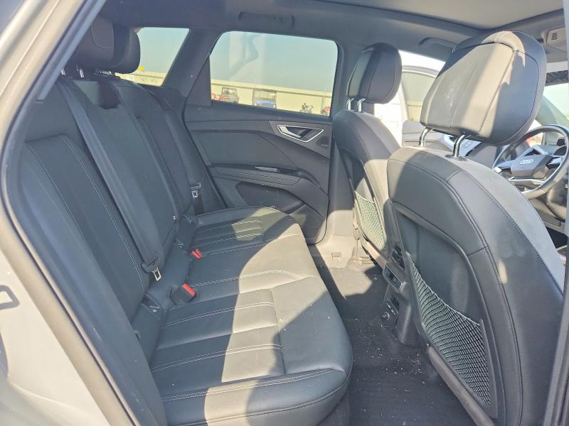 62694426 :رقم المزاد ، WA1H2BFZ8NP053407 vin ، 2022 Audi Q4 E-tron مزاد بيع