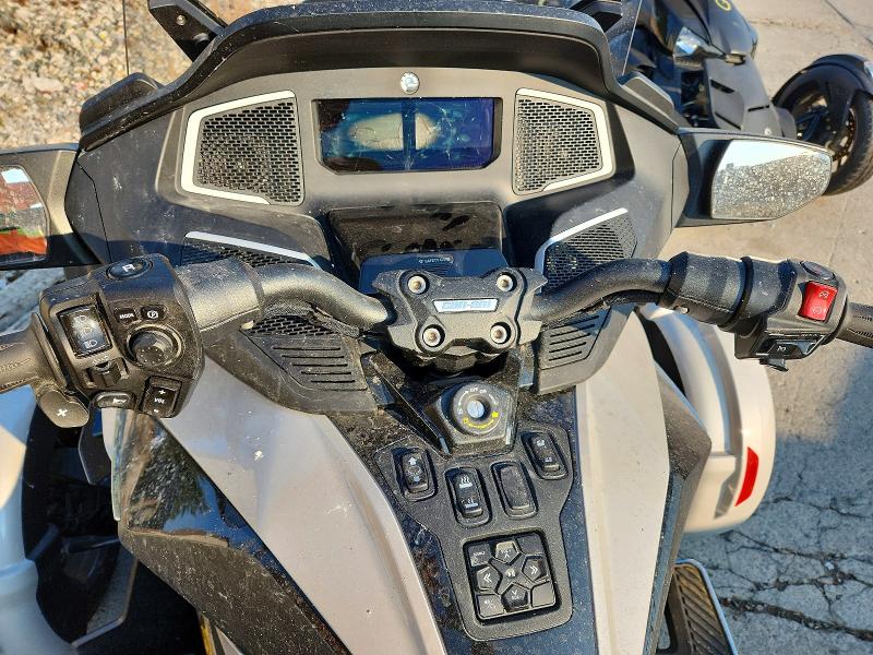 Продажа на аукционе авто 2021 Can-am Spyder Roadster, vin: 2BXNBDD49MV001056, номер лота: 63150496